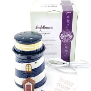 Scentsy Nautical Lighthouse Warmer in Blue and White